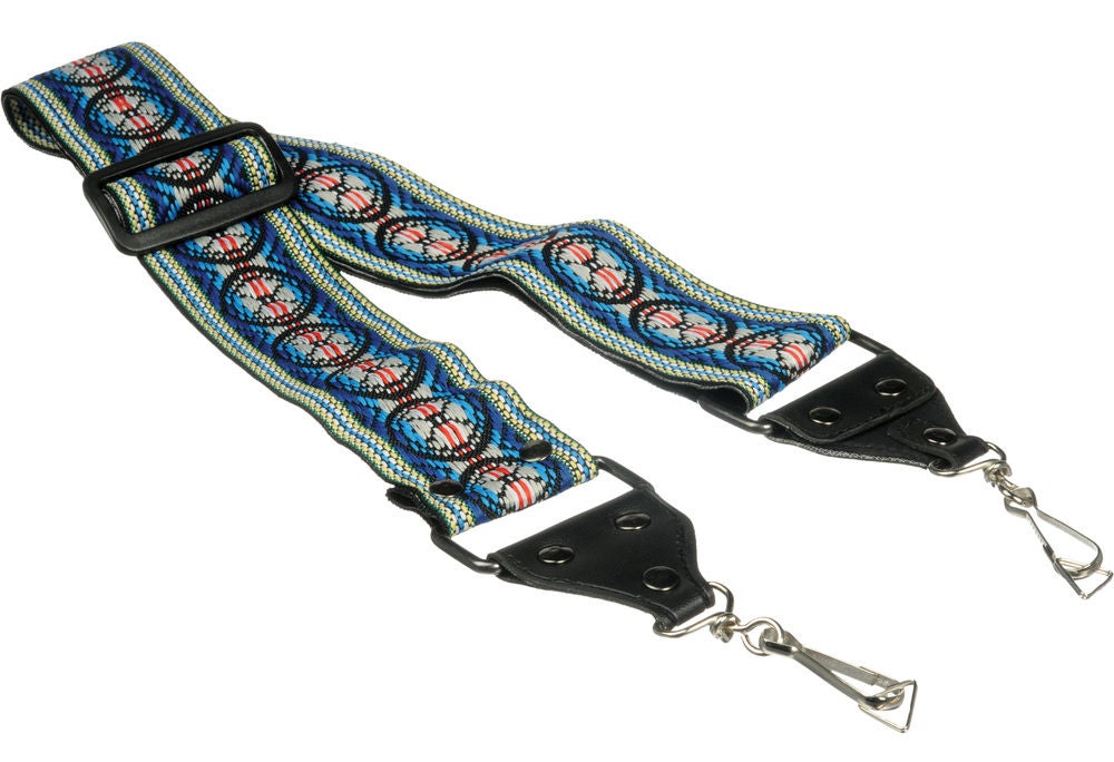 A vintage strap is the best gift for film photography.