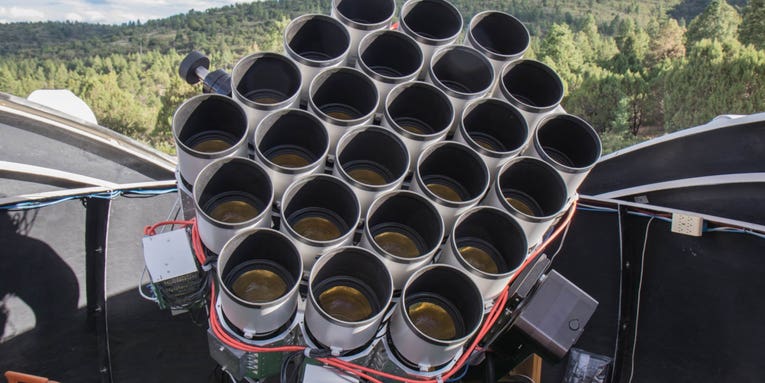 This telescope will spy distant galaxies using 168 off-the-shelf Canon lenses