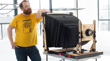 Ethan Moses built a massive 20×24 instant camera, and he wants to shoot your portrait Ethan Moses built a massive 20×24 instant camera, and he wants to shoot your portrait