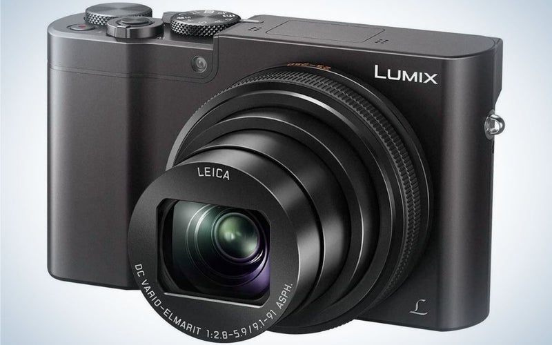 Panasonic Lumix DMC-ZS100 is the best compact camera.