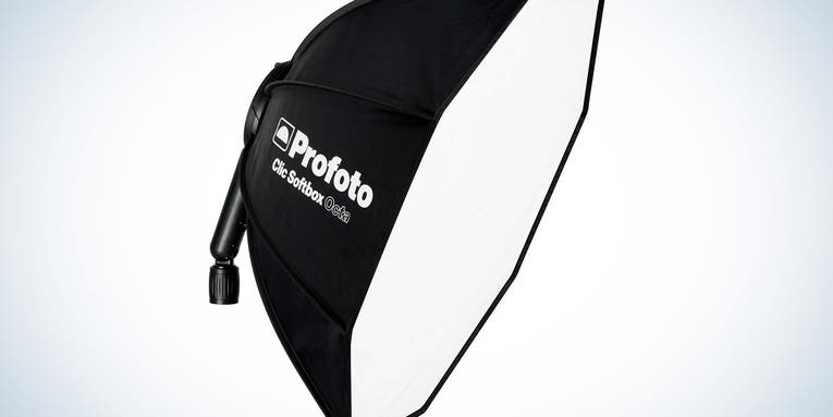 The new Profoto Clic Octa Softbox sets up in seconds