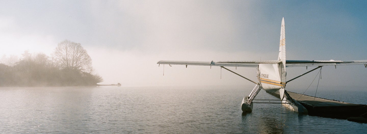 A photo of seaplane floating on Lake Washington, captured in Kenmore, WA.