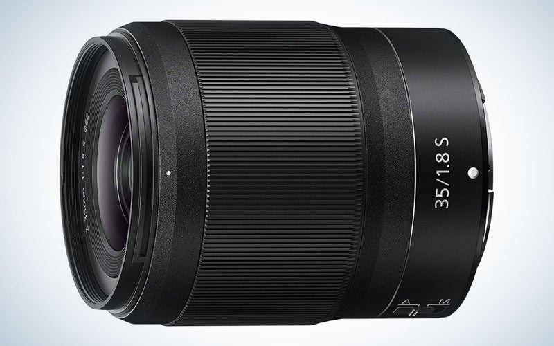 NIKON NIKKOR Z 35mm f/1.8 S are the best 35mm lens for Nikon mirrorless.