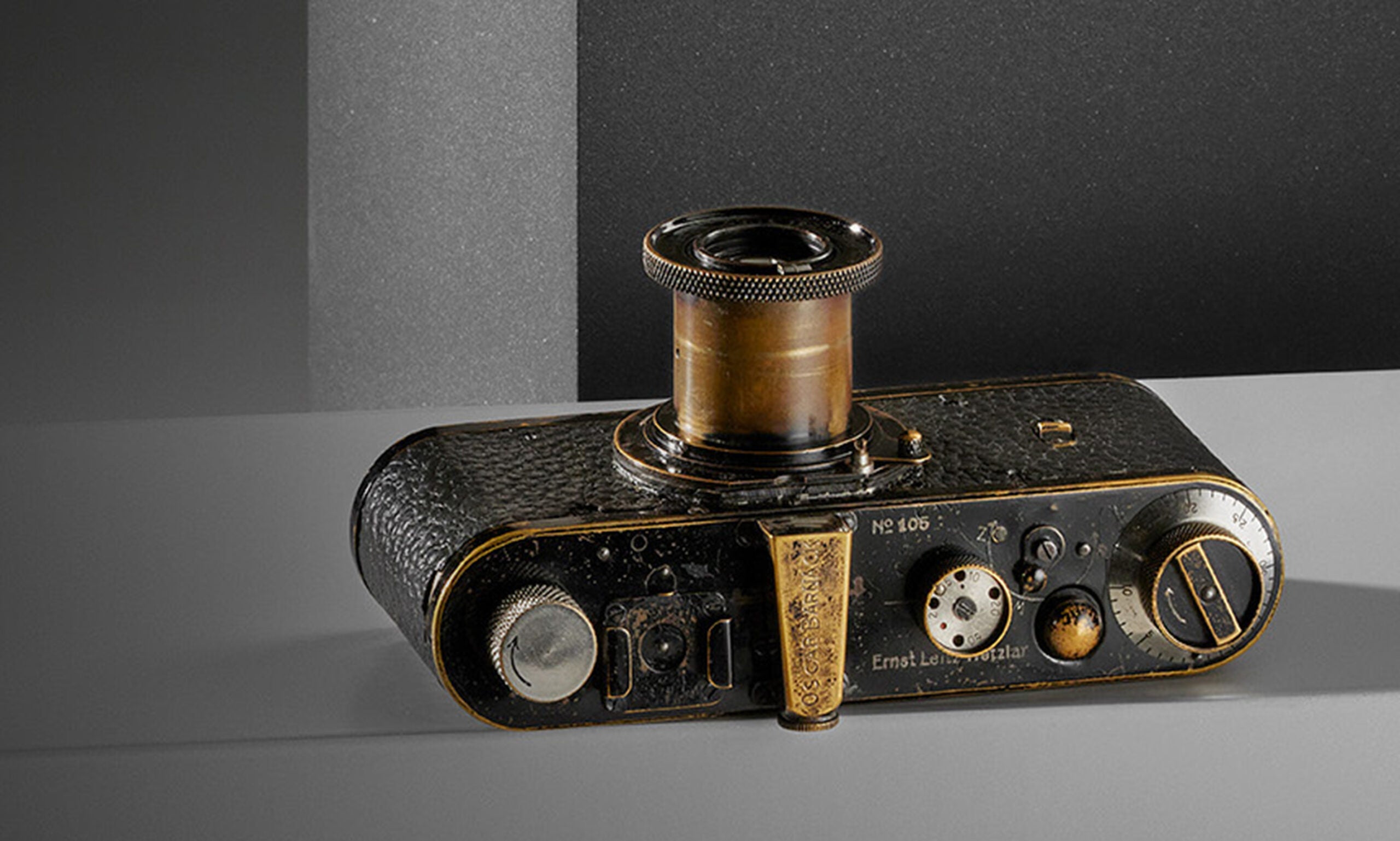 The Leica 0-series no. 105 âOskar Barnack.â