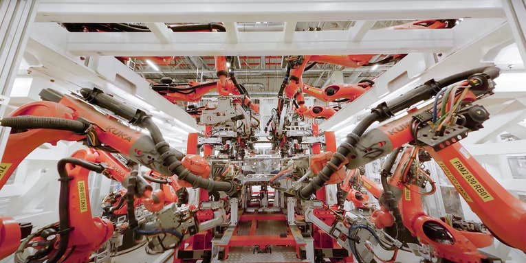 Fly through Tesla’s new factory with this epic FPV drone video