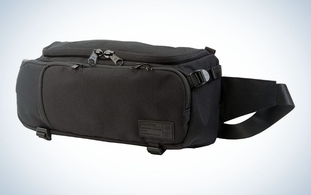 Hex Ranger Sling V2 is the best travel camera sling bag.