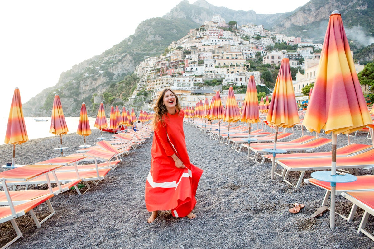 photographer carla coulson on the beach in italy