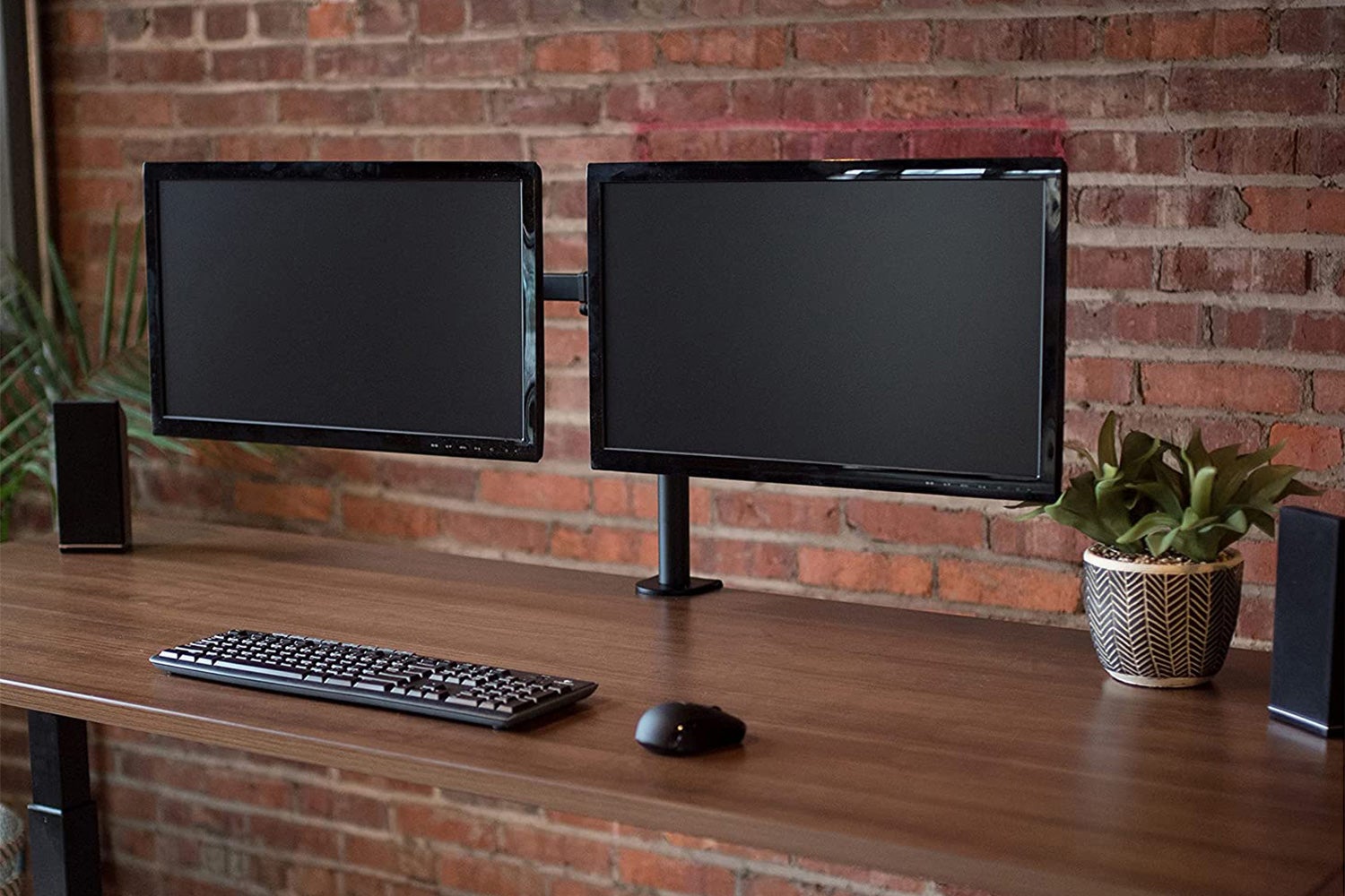 The best computer monitor stands of 2023