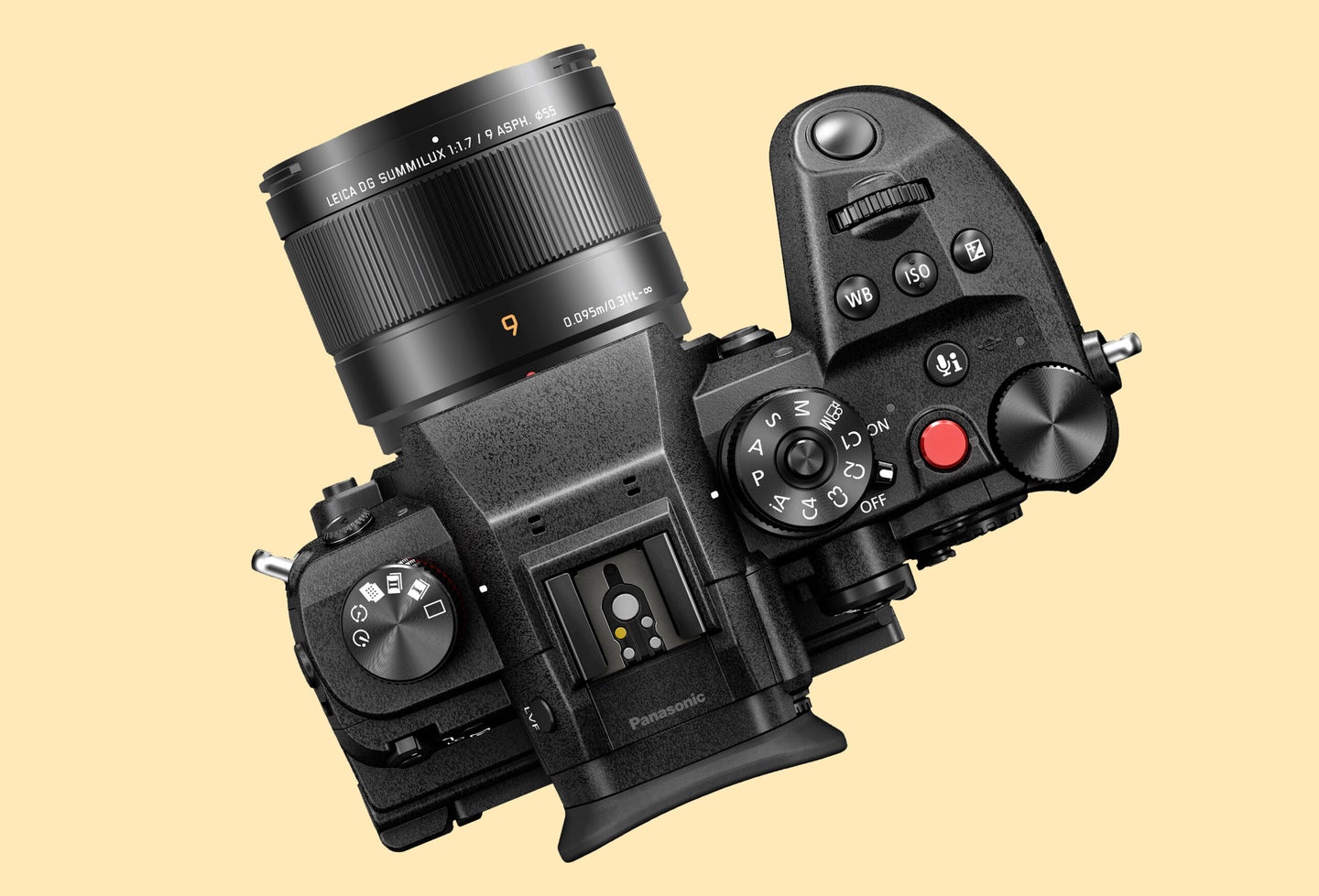 Leica DG Summilux 9mm f/1.7 lens