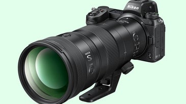 The Nikon Z 400mm f/4.5 VR S is a compact super-telephoto built for handheld shooting