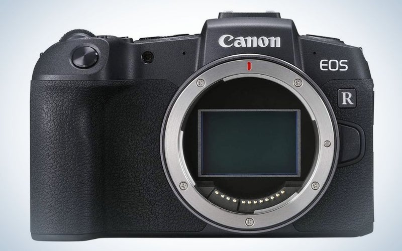 Canon RP es la mejor cámara para fotografía de alimentos para principiantes.