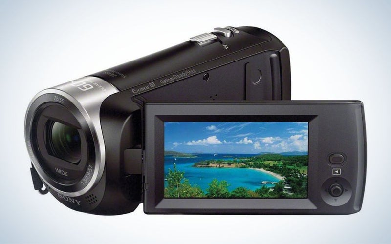Sony HDRCX405 Handycam is the best budget camera for filming sports.