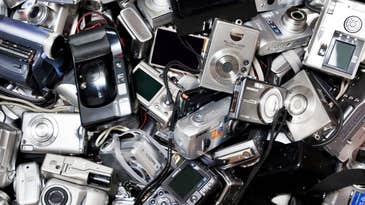 Is it officially time to say goodbye to the compact camera market? Is it officially time to say goodbye to the compact camera market?