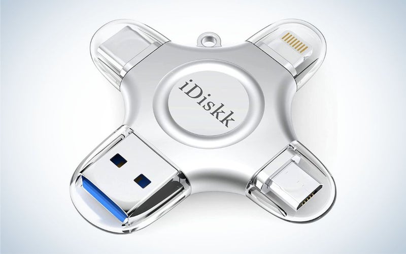 iDiskk MFI Certified 256GB Photo Stick is the best for Mac.