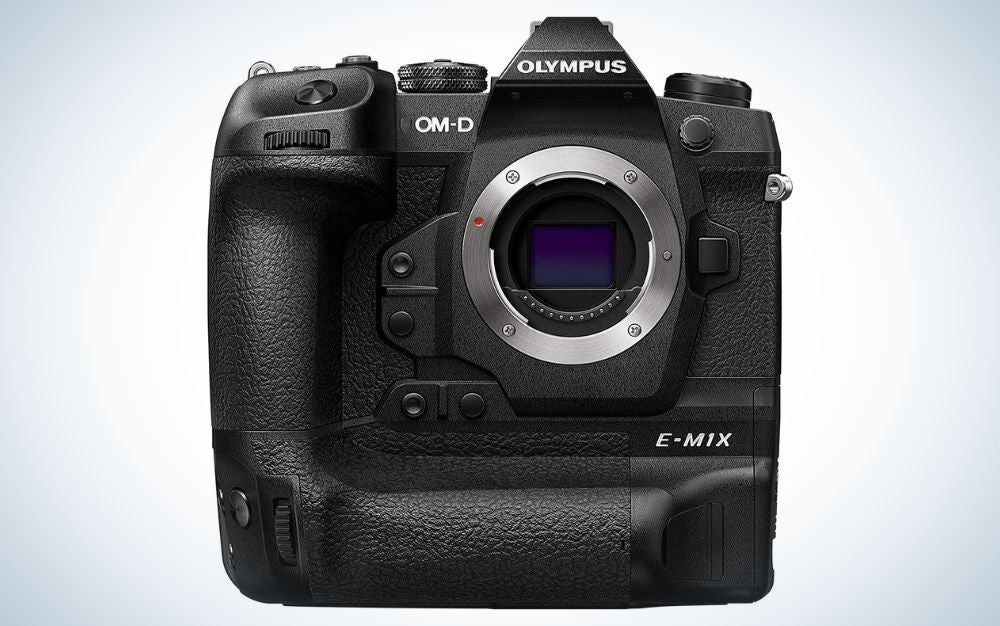 Olympus OM-D E-M1X is the best micro four thirds camera for fast moving subjects.