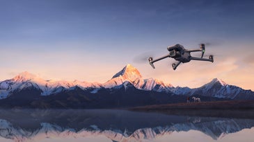 DJI announces the Mavic 3 Classic: a cheaper alternative with a single lens