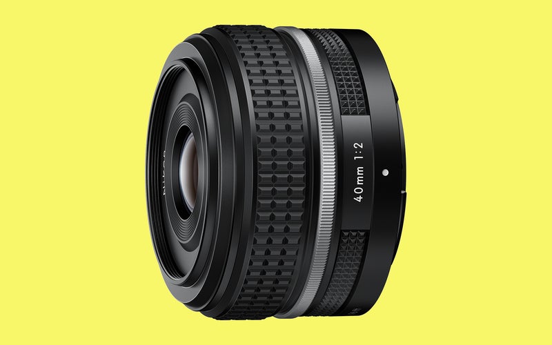 Nikon 40mm f/2 SE lens