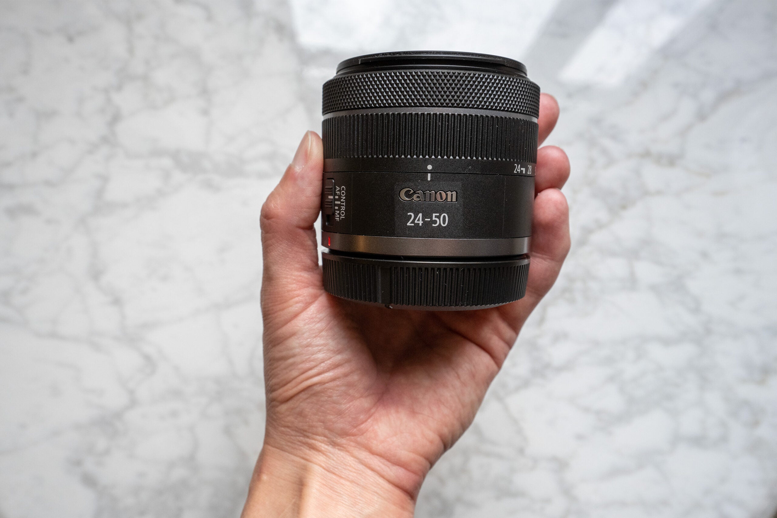 Hands-on with the Canon RF24-50mm F4.5-6.3 IS STM lens