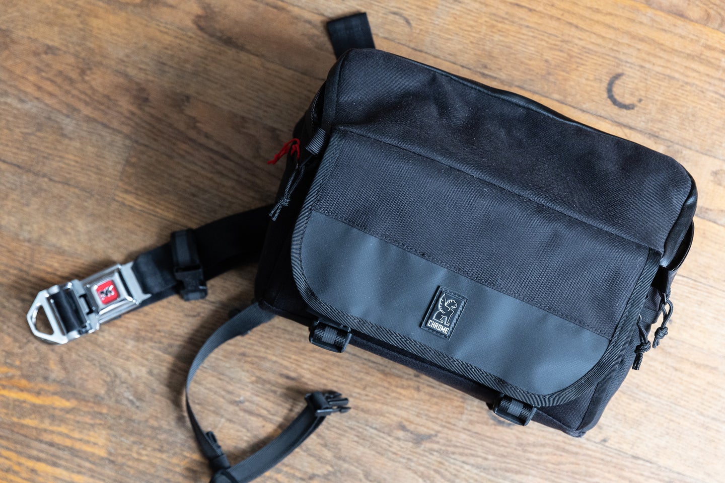 Chrome Niko 3.0 camera sling bag review: Bag laying on the floor