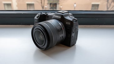Canon camera and lens deals to shop right now