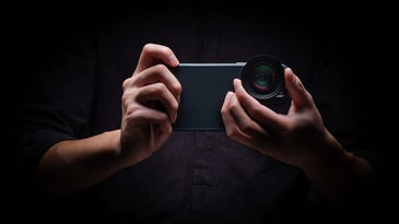 ShiftCam is running a Kickstarter for new smartphone lenses