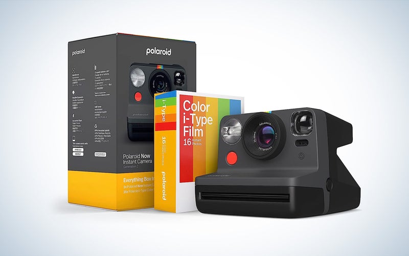 Polaroid Now 2nd Generation I-Type Instant Camera + Film Bundle