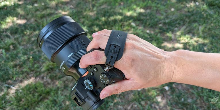 Hands-on with the Peak Design Micro Clutch: A more comfortable way to hold your camera