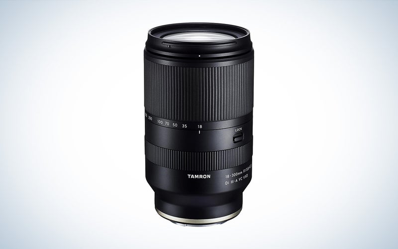 Tamron 18-300mm F/3.5-6.3 Di III-A VC VXD